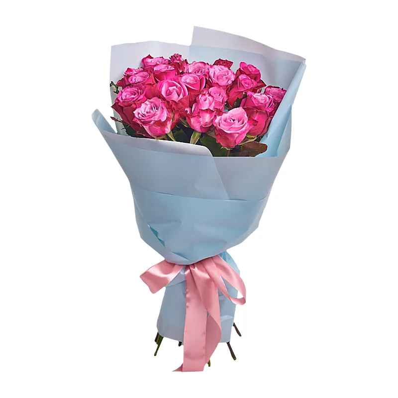 Букет из 19 малиновых роз
