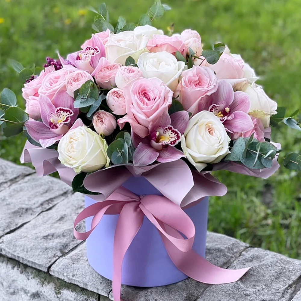 Цветы в коробке